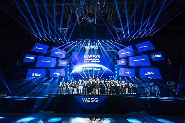 足球爱好者 足球爱好者