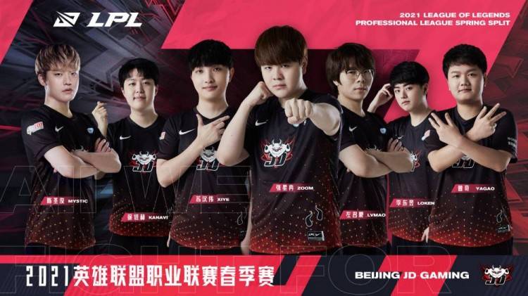 中场多位置 中场多位置