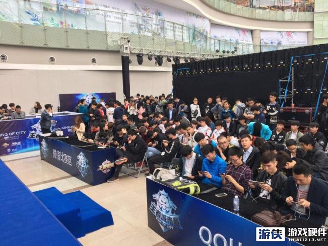 在英超激烈 在英超激烈